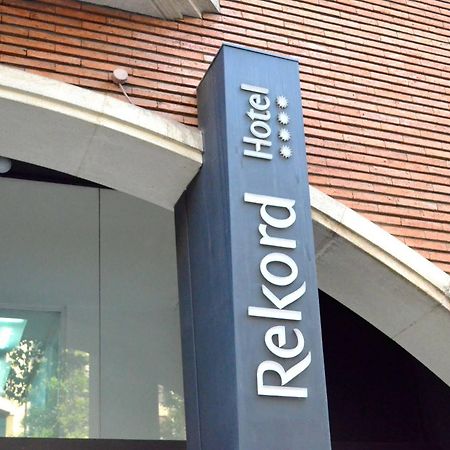 Atenea Rekord Suites Barcelona Exteriör bild