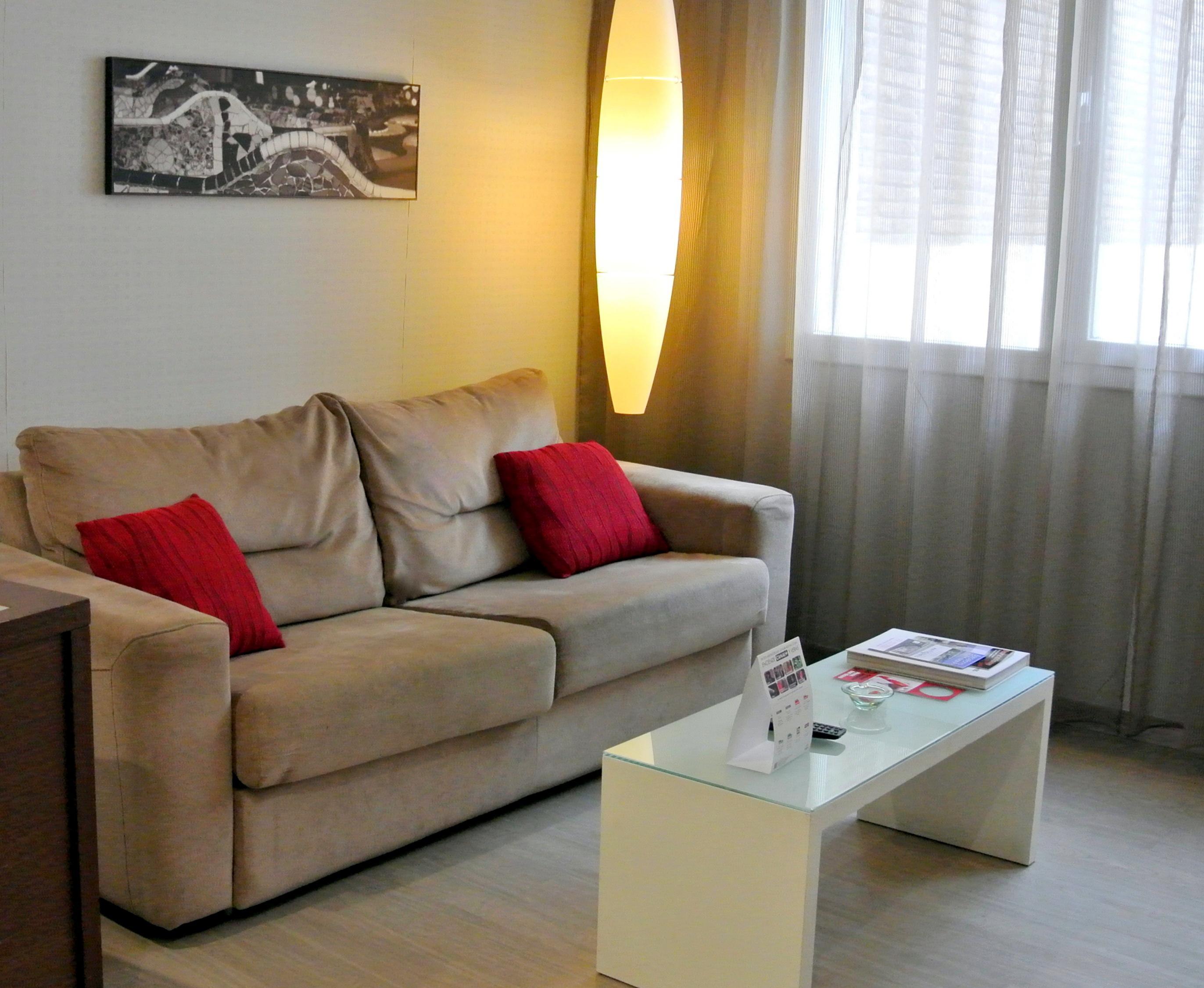 Atenea Rekord Suites Barcelona Exteriör bild