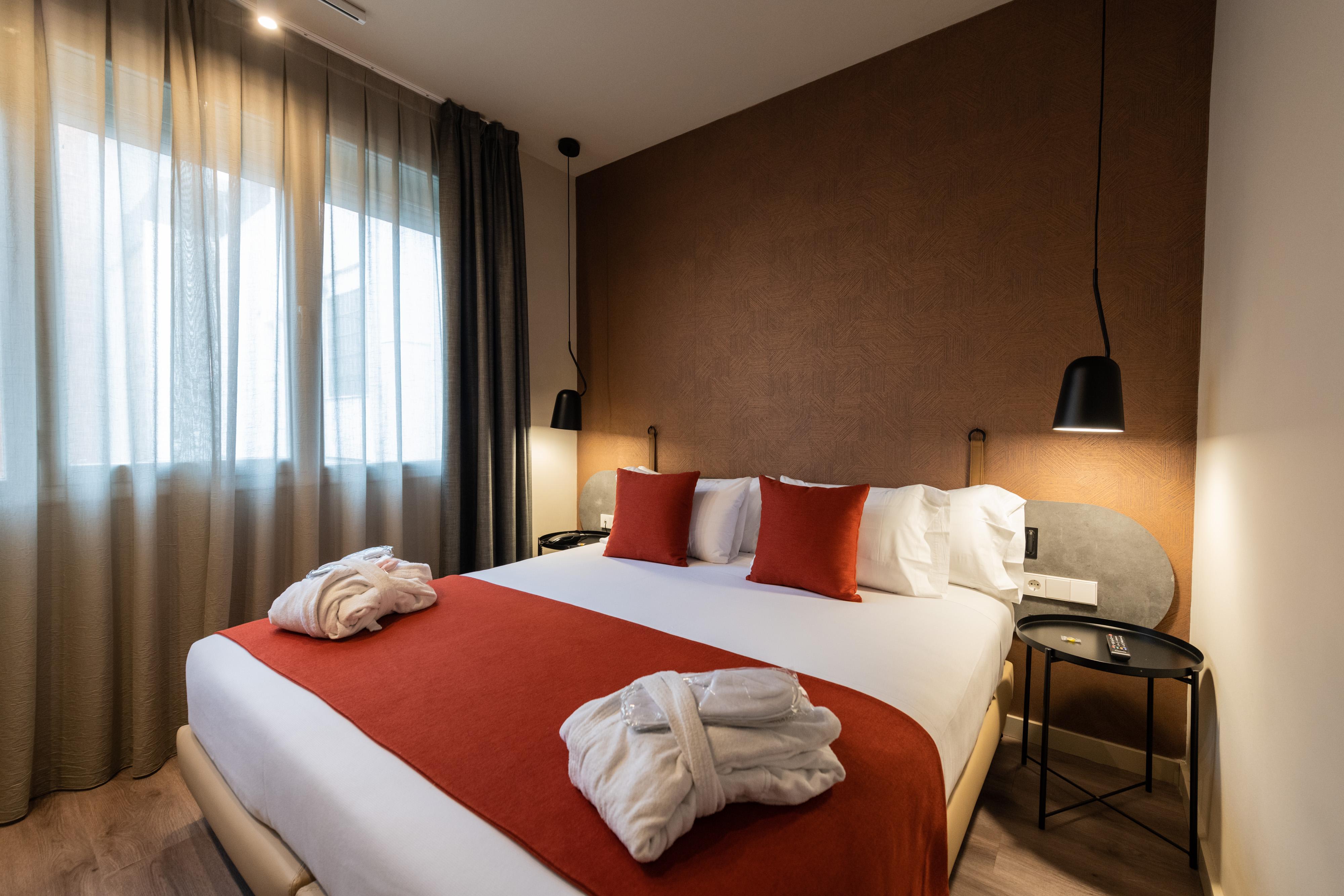 Atenea Rekord Suites Barcelona Exteriör bild