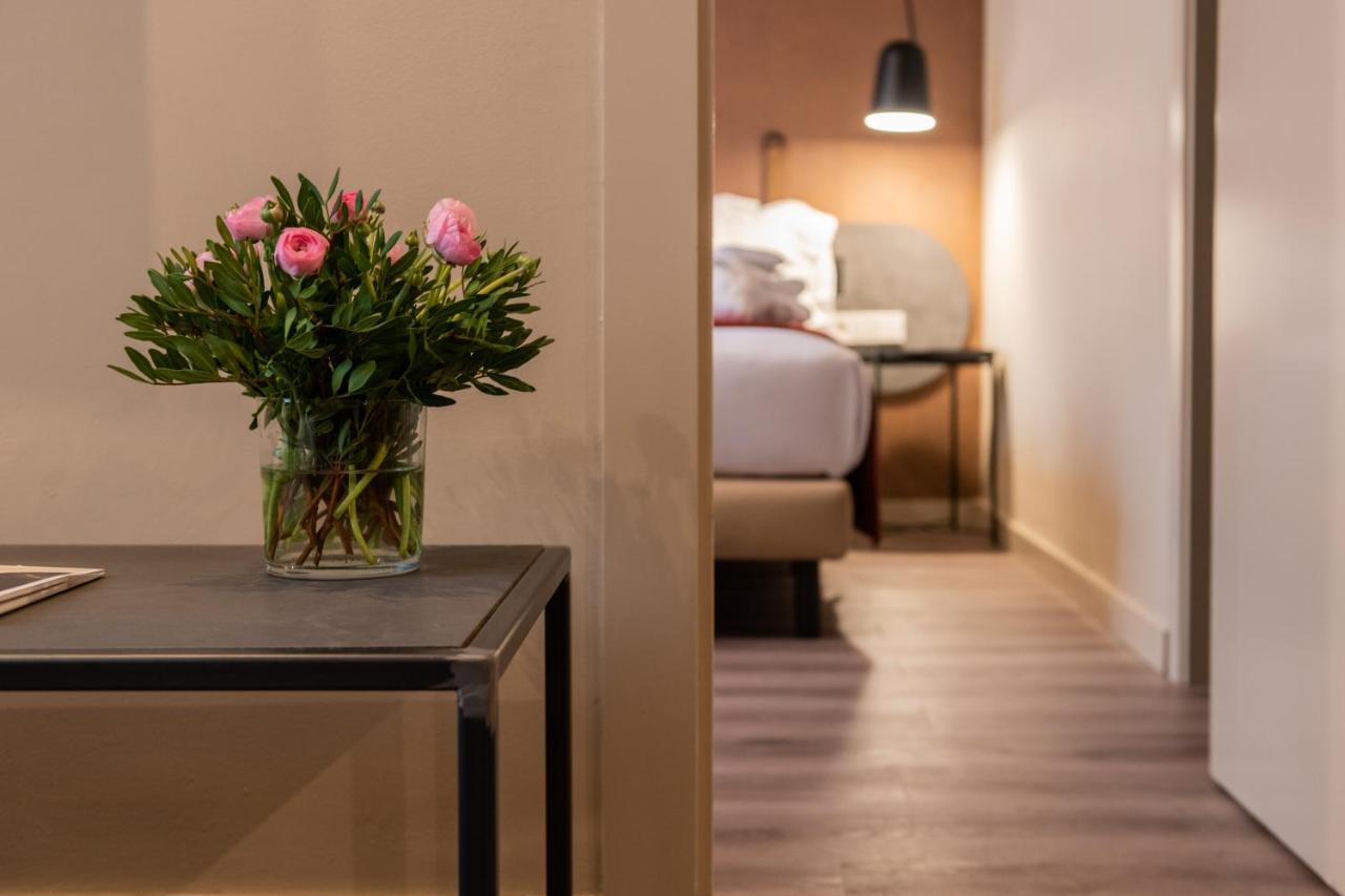 Atenea Rekord Suites Barcelona Exteriör bild